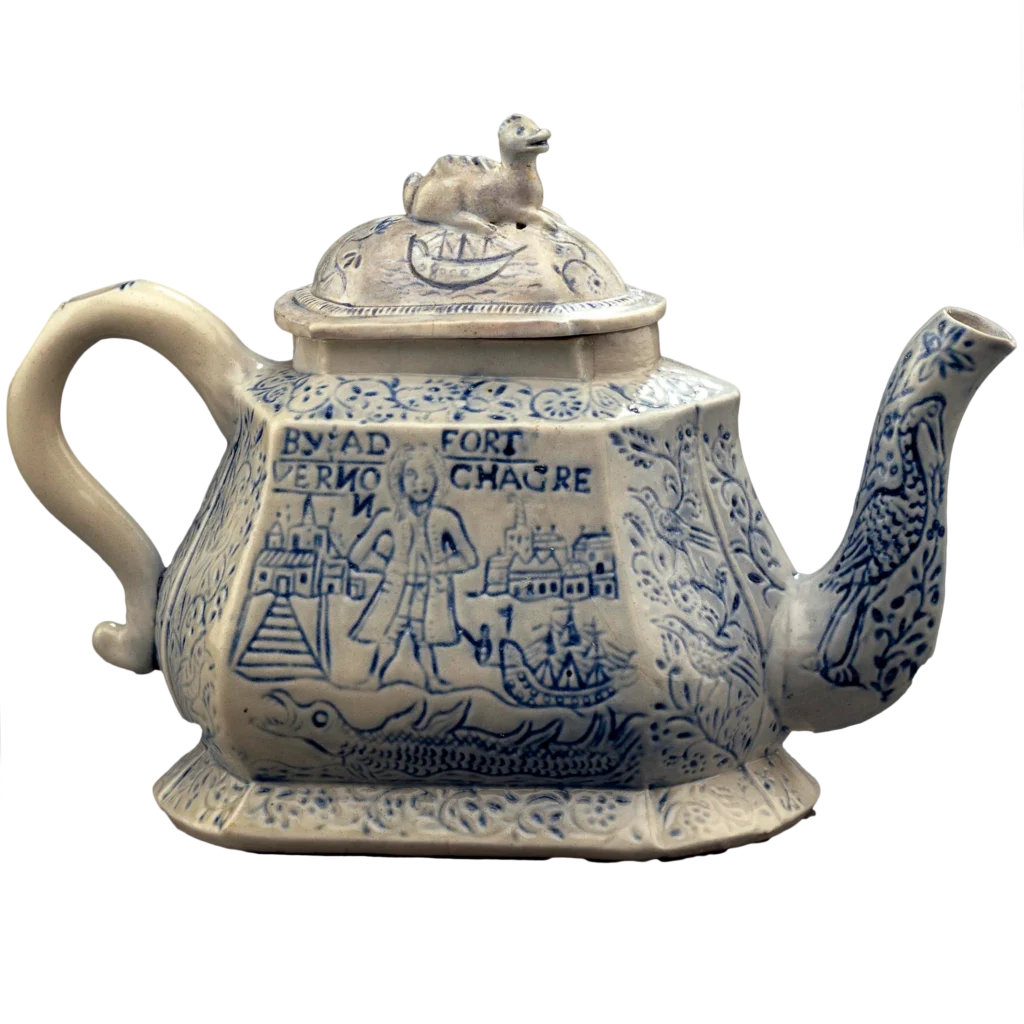 1740 scratch blue porto bello teapot and cover